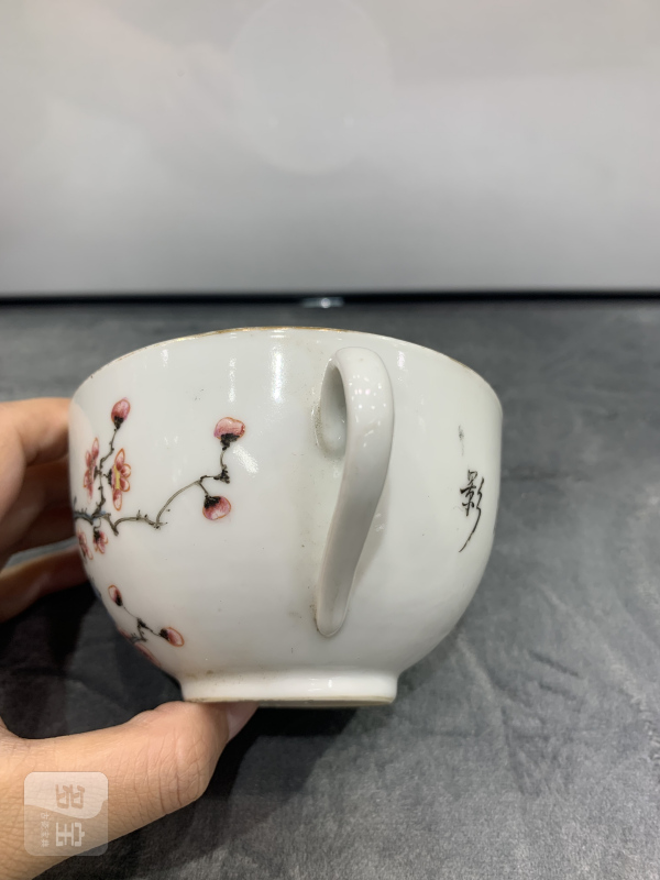 民国粉彩梅花纹把杯一组四件 - 图17